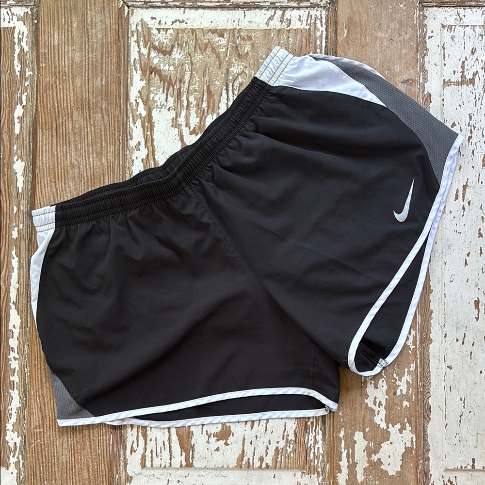 Nike Running shorts - women’s L